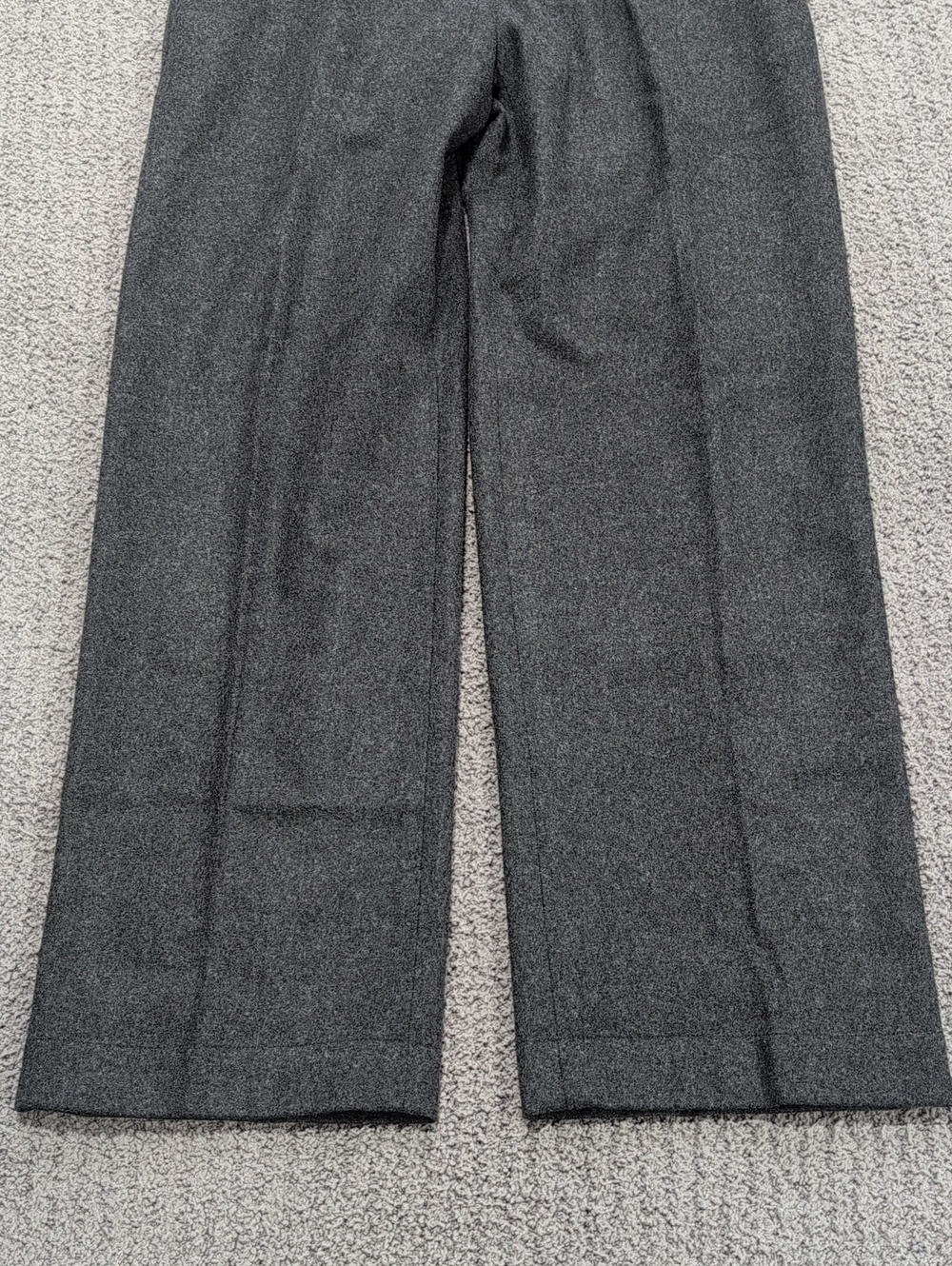 Banana Republic Men's Wool Flannel Pant - Picture 6 of 11